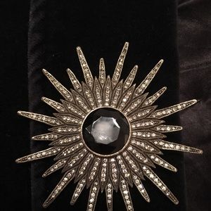 Vintage Start Shape Brooch Black Onyx